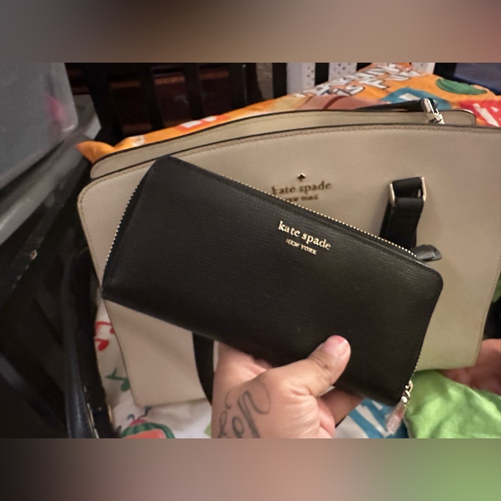 Kate spade purse and wallet set